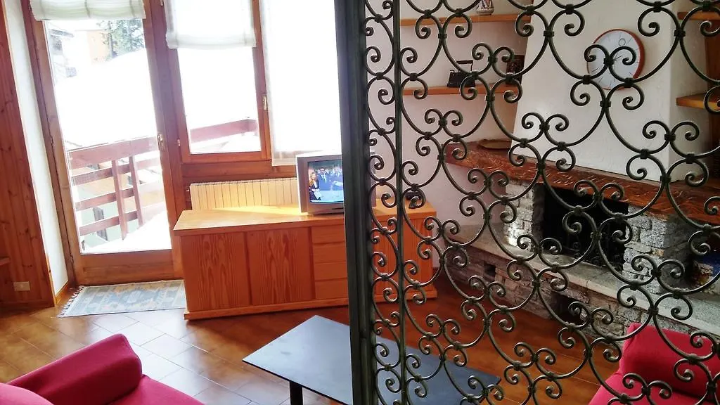 Cinquesensi - Condominio La Zoca Madesimo Lägenhet