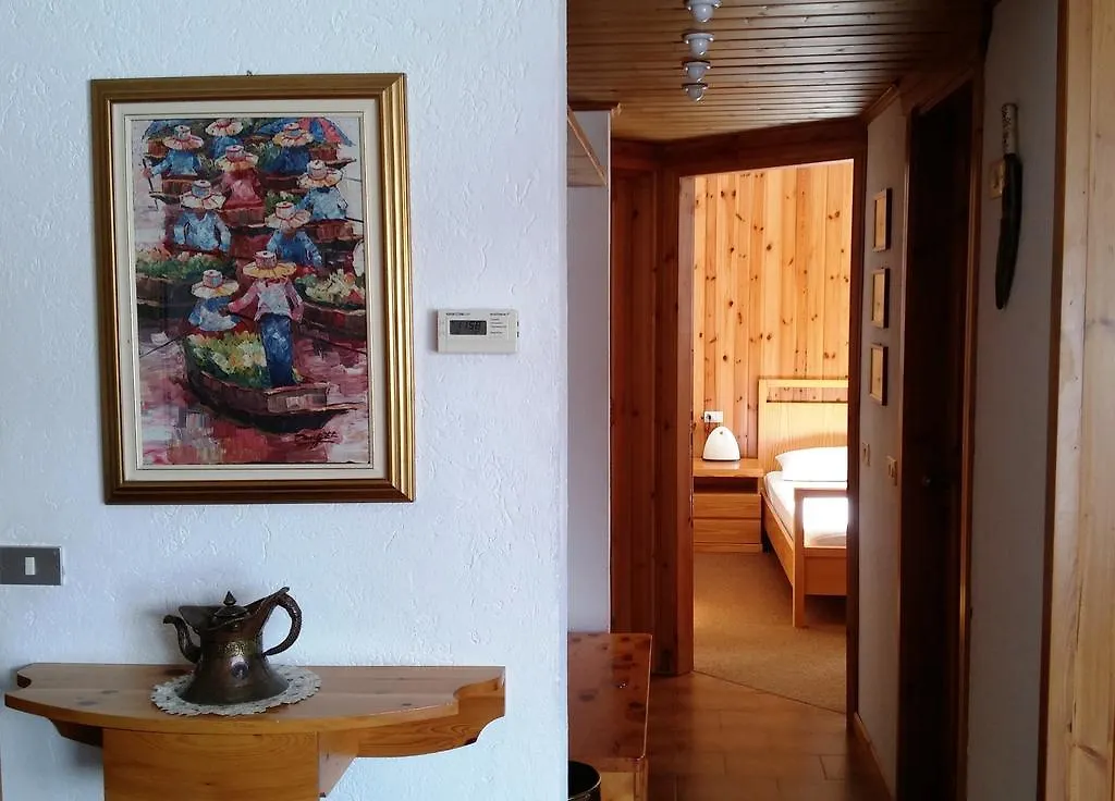 Cinquesensi - Condominio La Zoca Madesimo 0*,  Italy