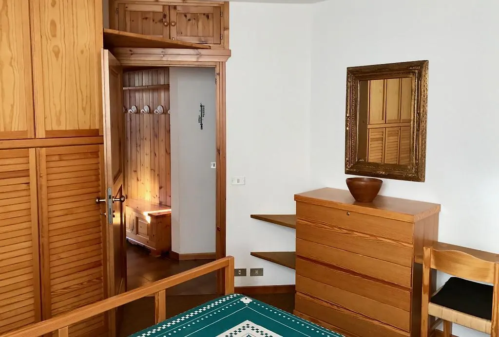 Apartment Cinquesensi - Condominio La Zoca Madesimo Italy